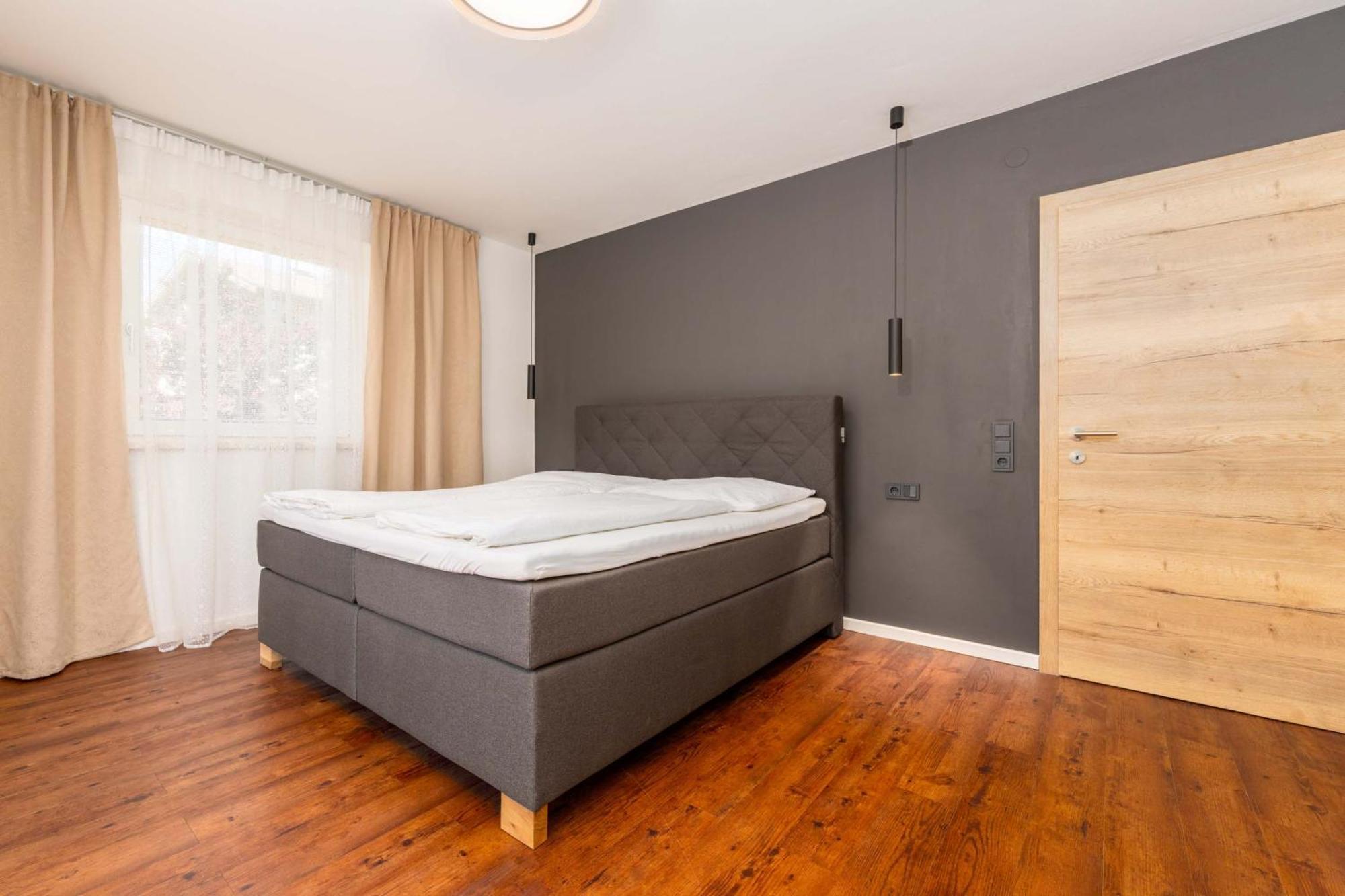 Appartement Am Tatscherlehen Piesendorf Esterno foto